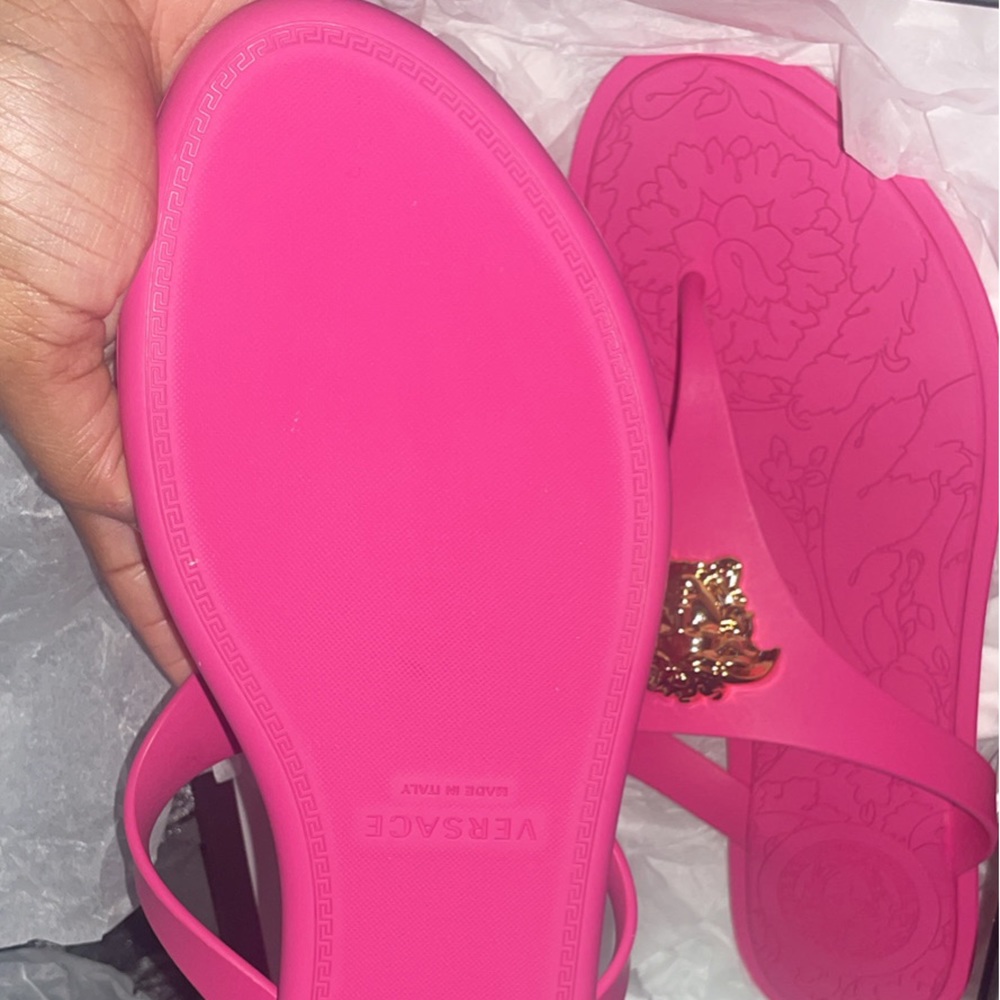 Versace medusa thong sandals BRAND NEW NEVER WORN